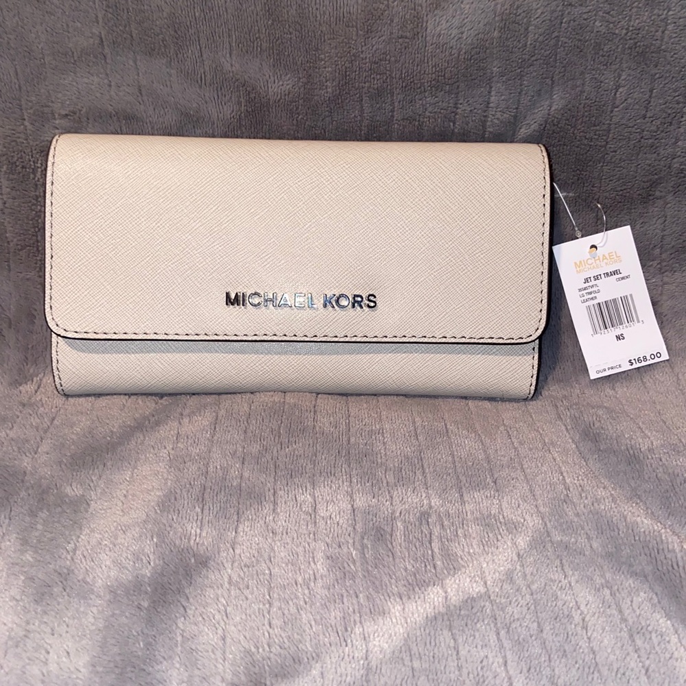 Michael Kors Jet Set Travel wallet Cement